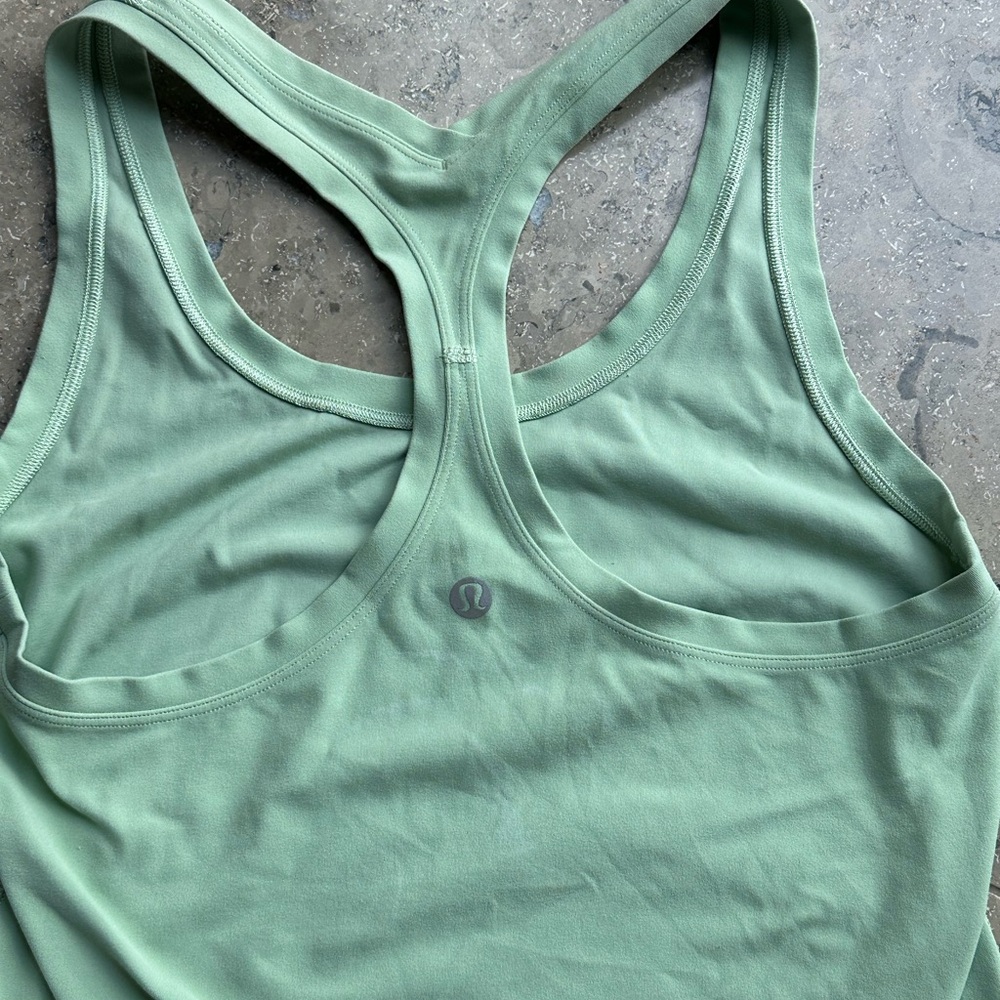Lululemon nulu tank top